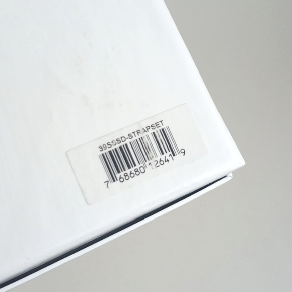 Set of Skagen Watch Wrist Bands / Watch Straps Black & White Set of 2 (Denmark) - Picture 13 of 16